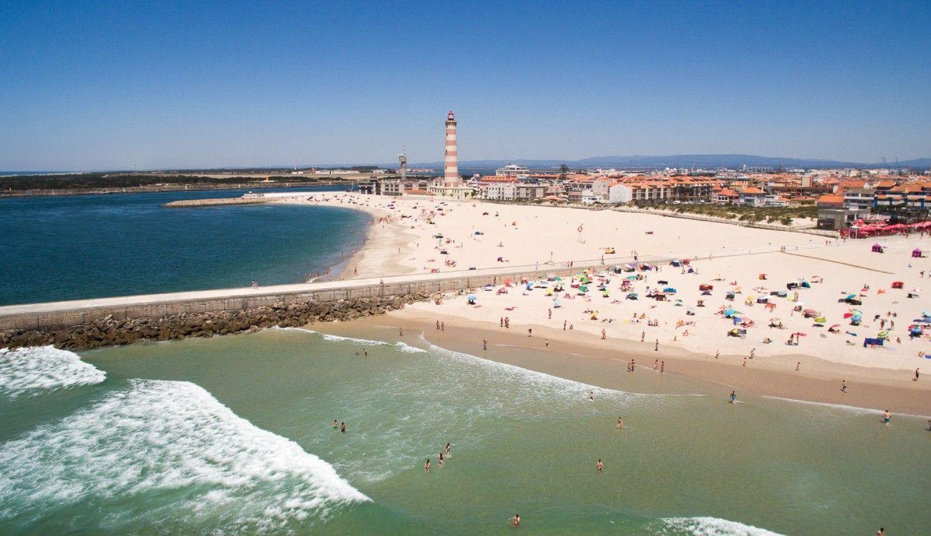 Estudo da Universidade de Aveiro alerta para microplásticos na Praia da Barra