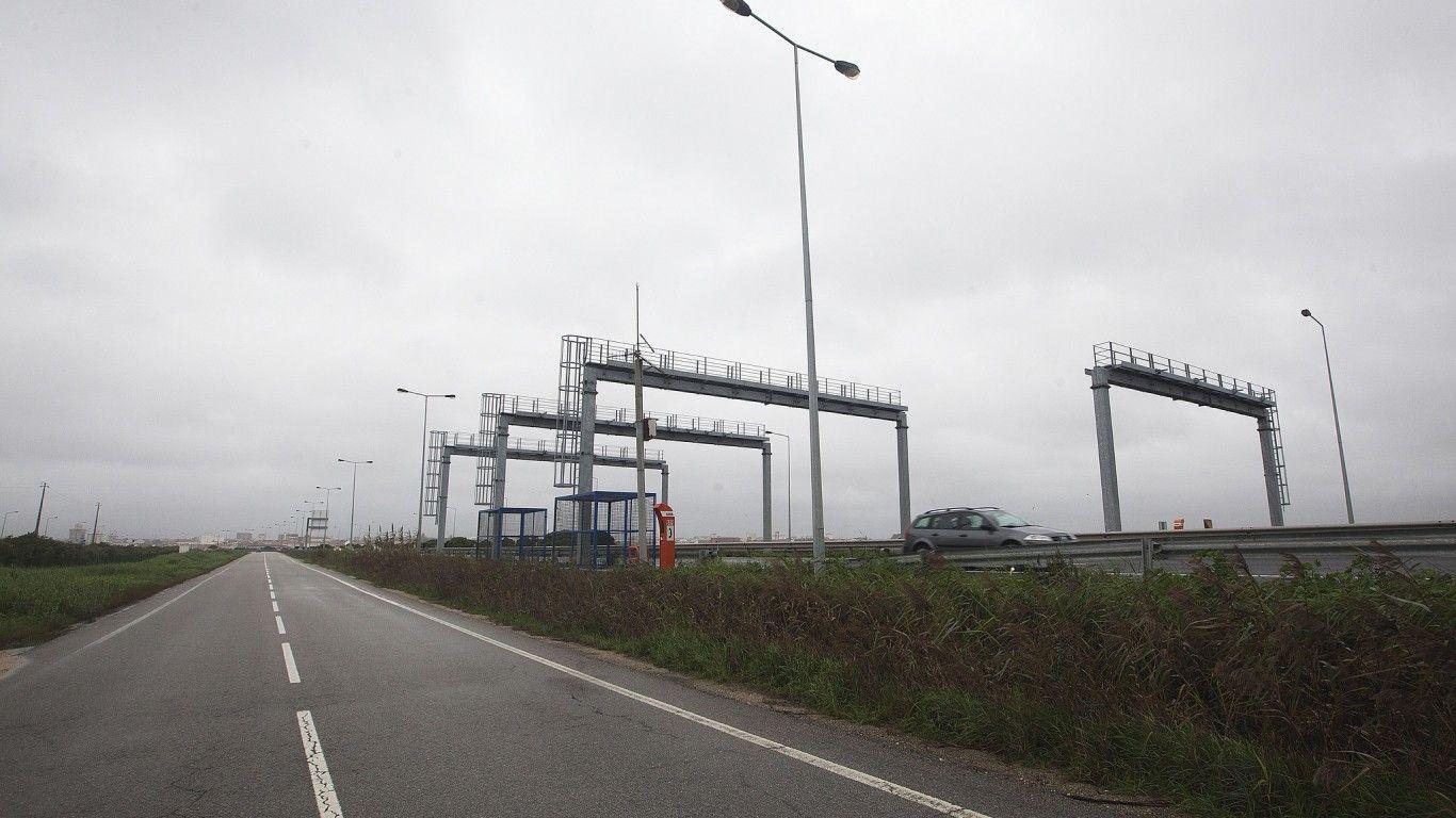 Plataforma P’la Reposição das Scut exige fim das portagens em toda a A25