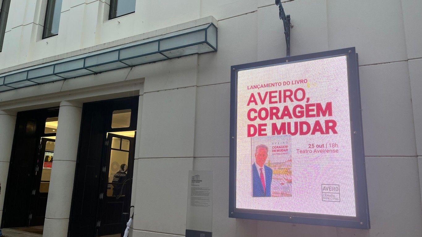 Livro Ribau Esteves: Desde a relação “difícil” com o reitor até à “excelente” relação com a AAUAv