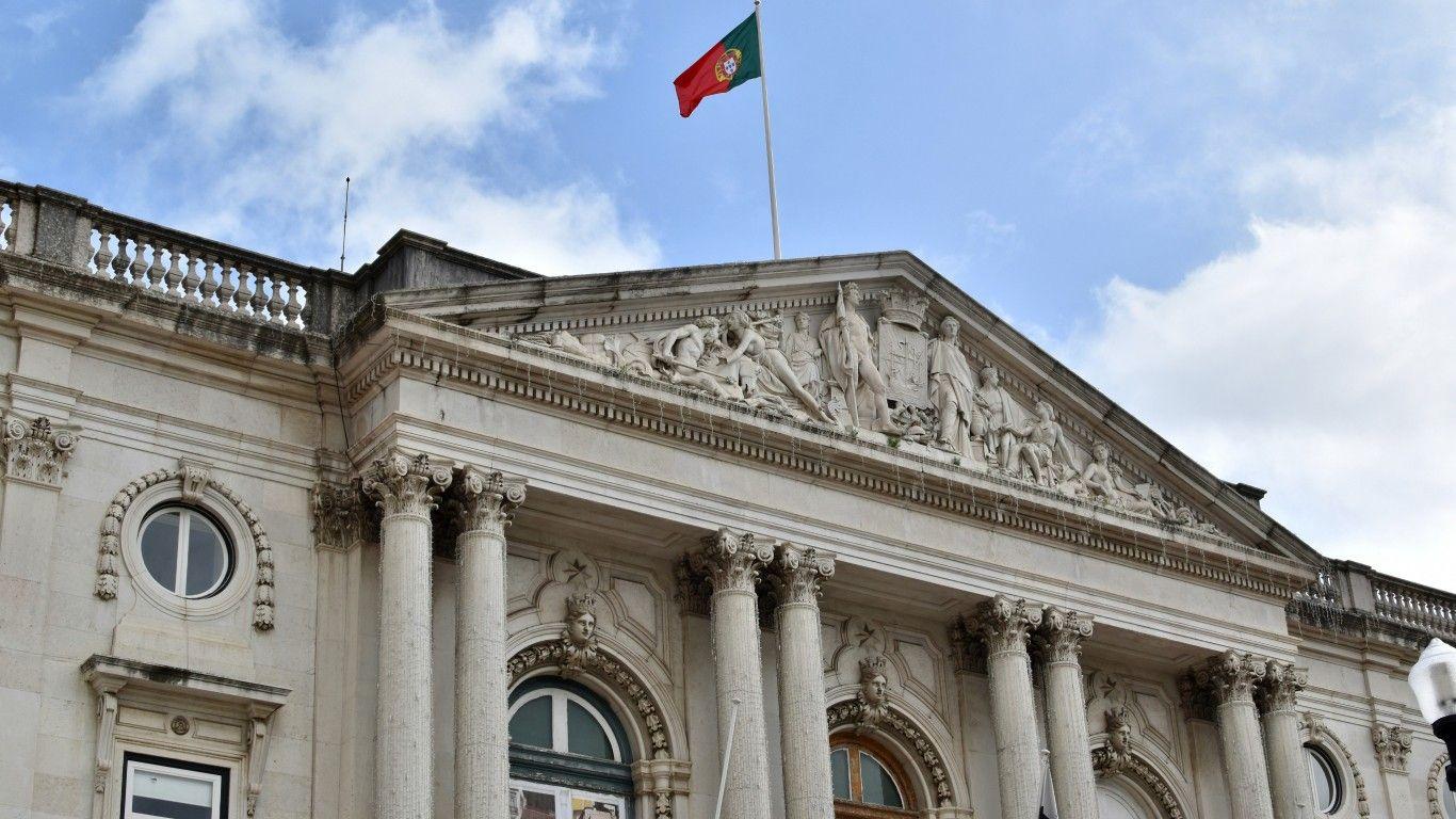 Universitários concentram-se em Lisboa pelo fim das propinas, mais alojamento e mais apoio social