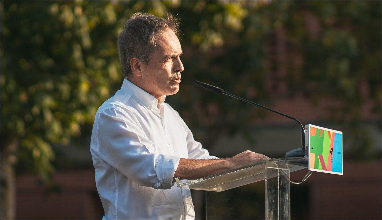 Estudantes votam passagem de antigo reitor Paulo Jorge Ferreira a sócio honorário da AAUAv 