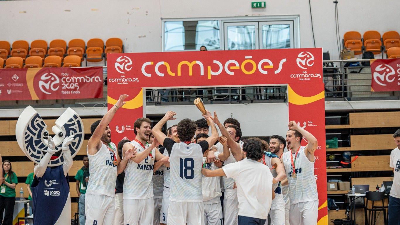 AAUAv/UA: Basquetebol masculino sagra-se campeão nacional universitário 
