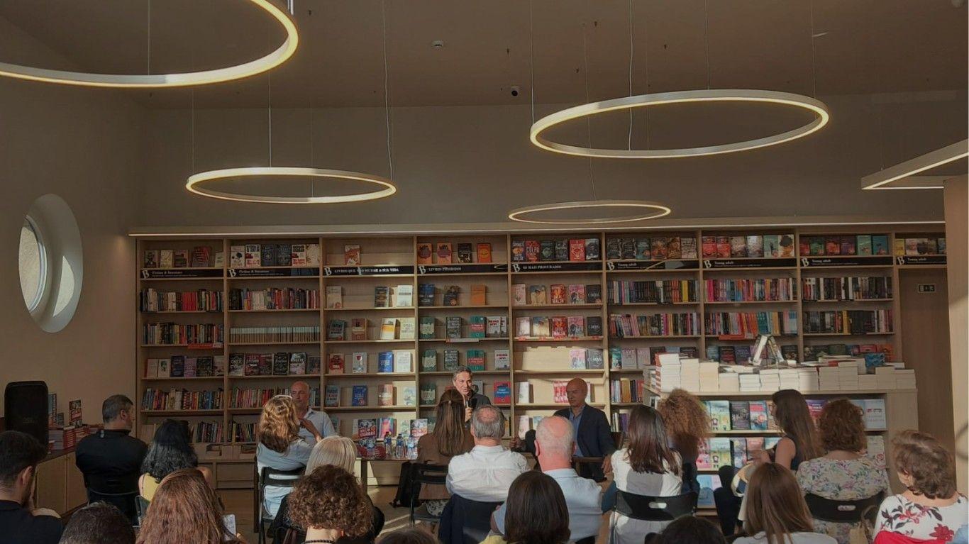 Escândalos, ética e qualidade: Luís Souto e Alberto Souto trocam visões em apresentação de livro