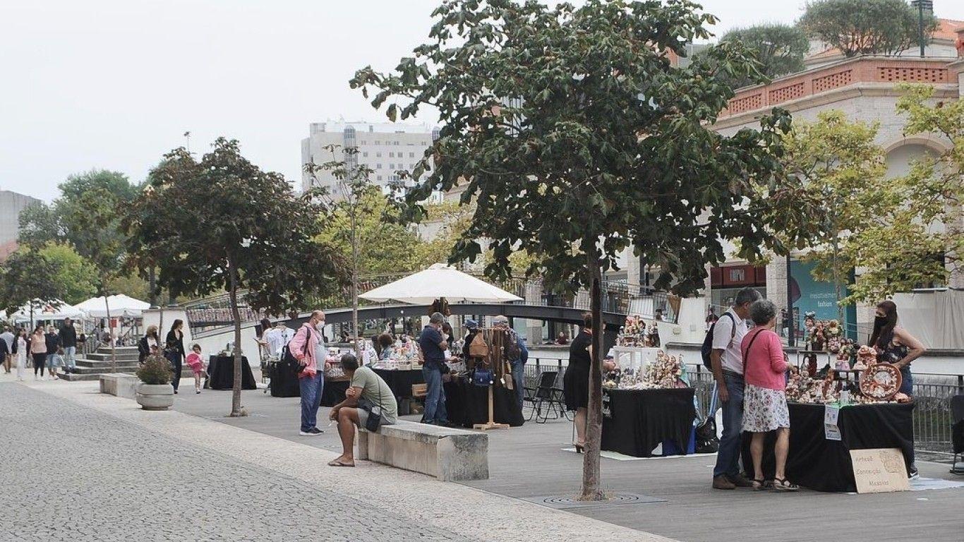 Aveiro aprova calendário de feiras para 2026 com Artes no Canal, Feira das Velharias e Feira dos 28