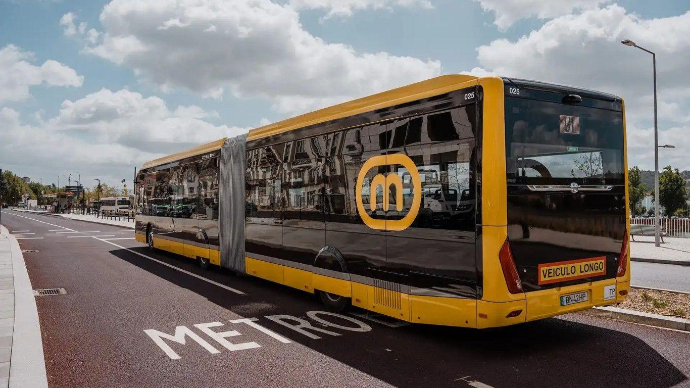 Luís Montenegro propõe “replicar” em Aveiro solução semelhante ao Metrobus de Coimbra