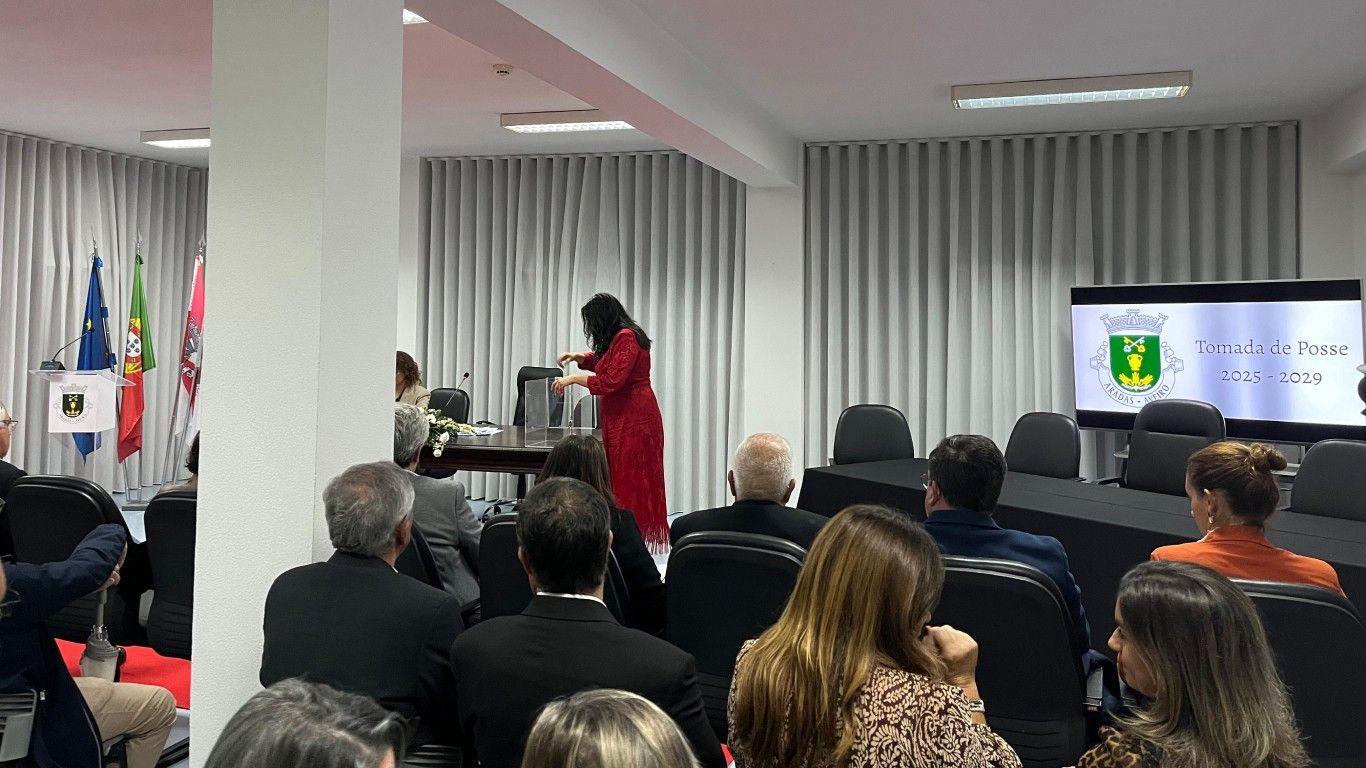 Catarina Barreto afirma que oposição garantiu aprovação do executivo após reunião negocial