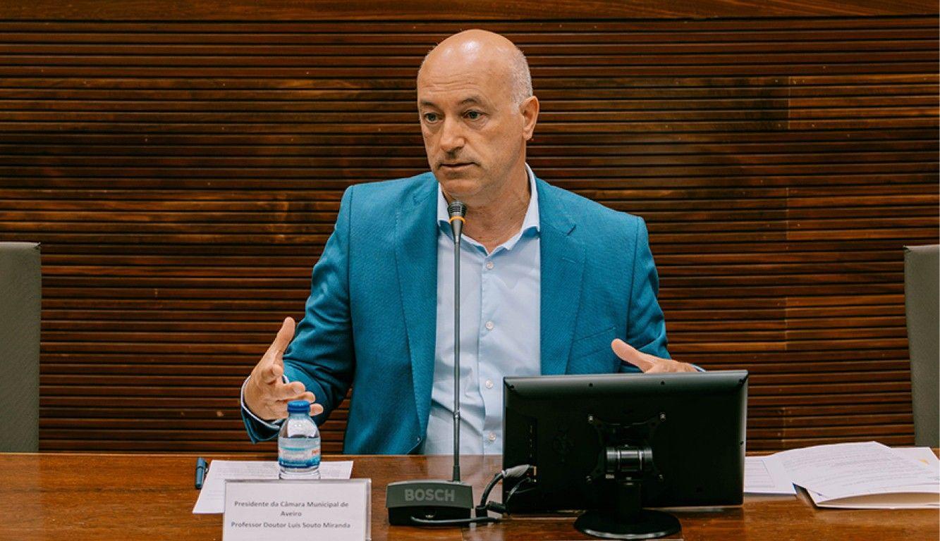 Luís Souto pede fim da representação dos partidos no executivo municipal, mas ministro não acompanha