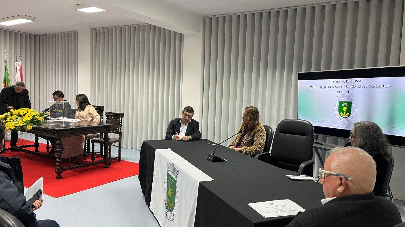 ‘Sentir Aradas’ lança comunicado após aprovação do executivo: “Não pactuamos com práticas políticas”