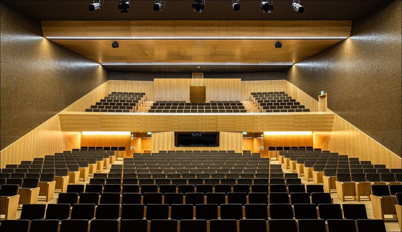Vale de Cambra com Gisela João, Glenn Miller Orchestra e teatro de Yasmina Reza e Porchat