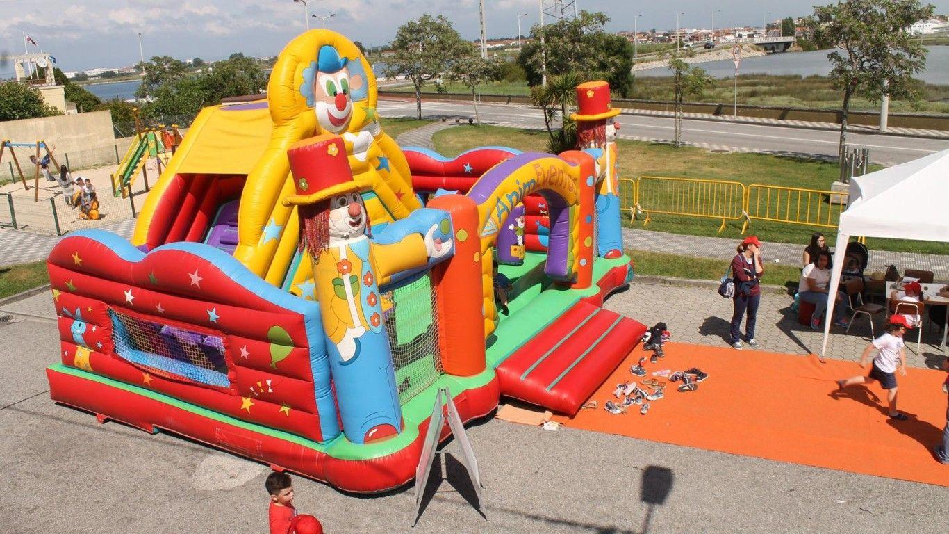 “A Tulha” assinala Dia da Criança com insufláveis e jogos em Gafanha de Aquém