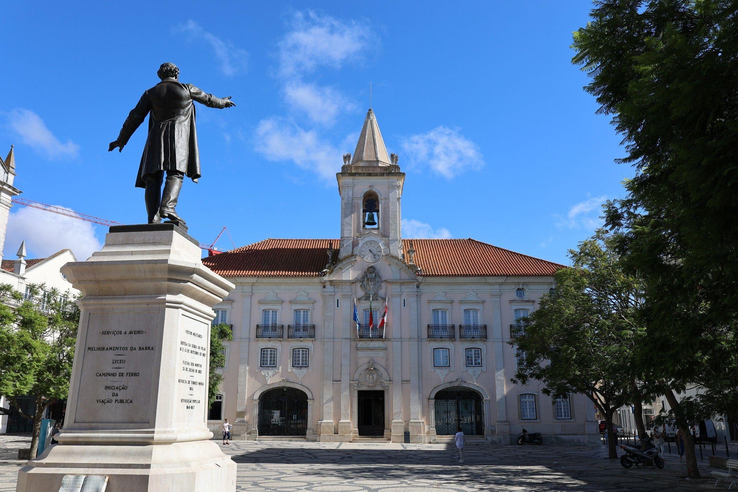 Câmara de Aveiro aprova 1,37 milhões de euros para apoiar cerca de 100 associações em 2026