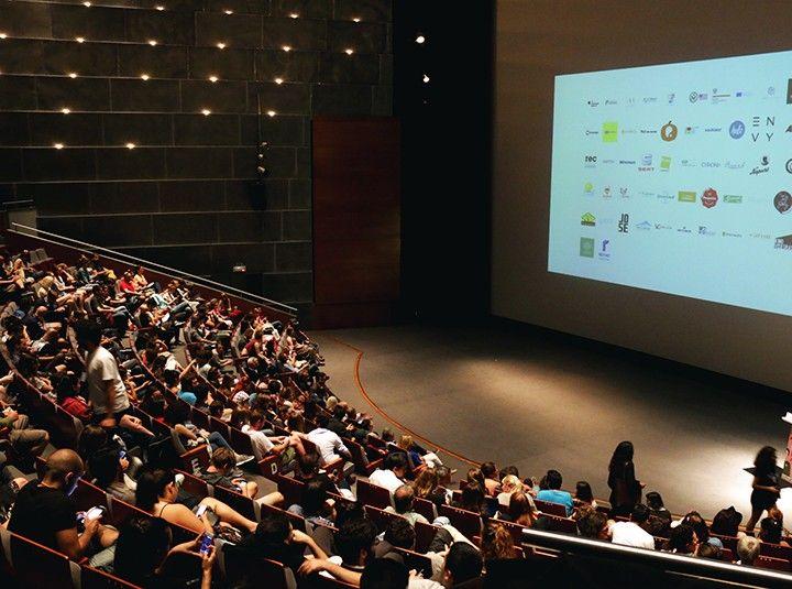 Filmes "Chicas Tristes" e "Mofo" premiados no Festival FEST de Espinho