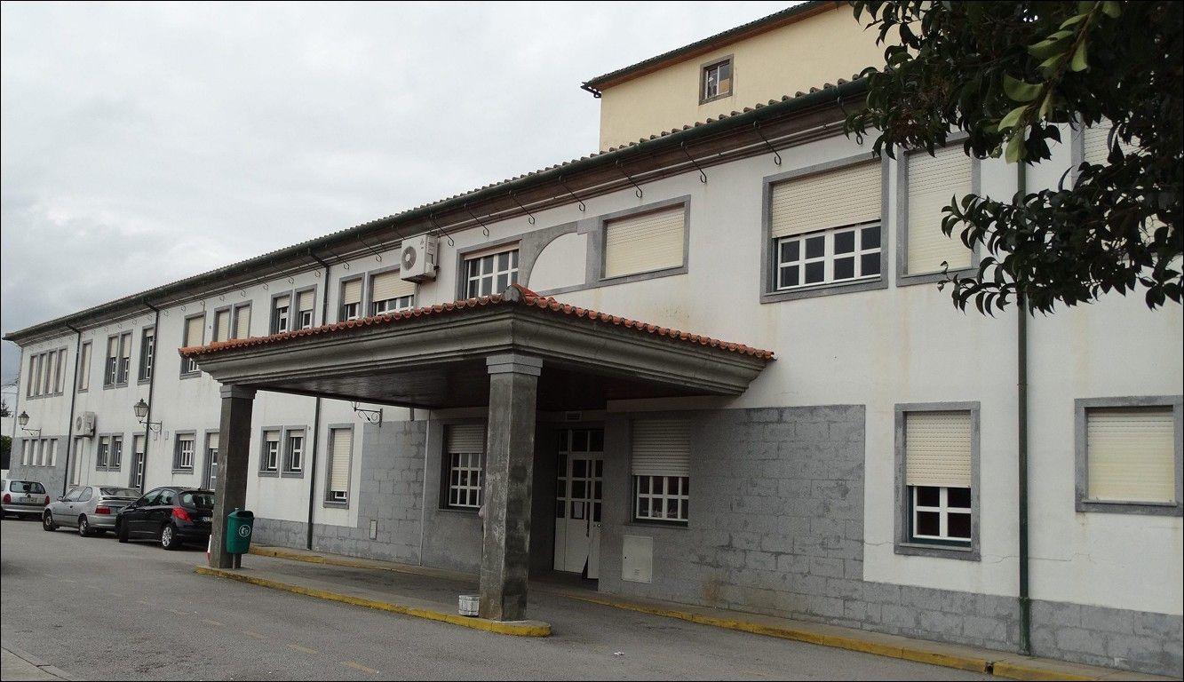 Hospital de Oliveira de Azeméis parcialmente fechado devido a infestação de baratas