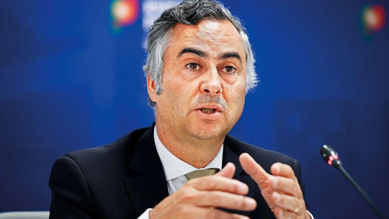 "Ministro da Educação criticou o sistema, não os estudantes", opinião de Gonçalo Santiago