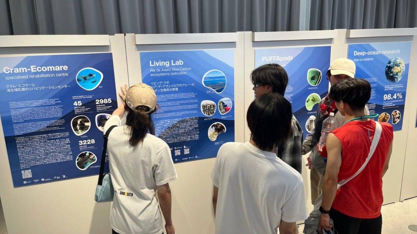 Exposição da UA que passou pela Expo 2025 é inaugurada amanhã na Galeria da Livraria da Universidade
