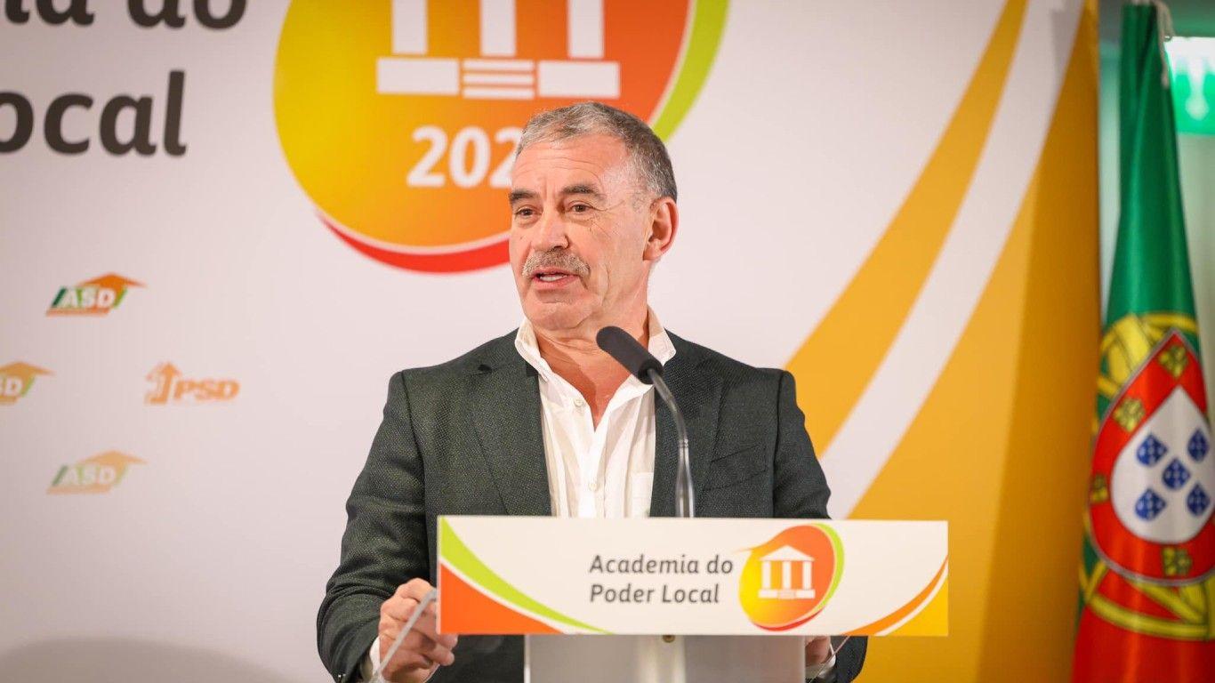 Ponte em São Jacinto: “O Dr. Alberto Souto está a mentir e a confabular”, diz Emídio Sousa (PSD)